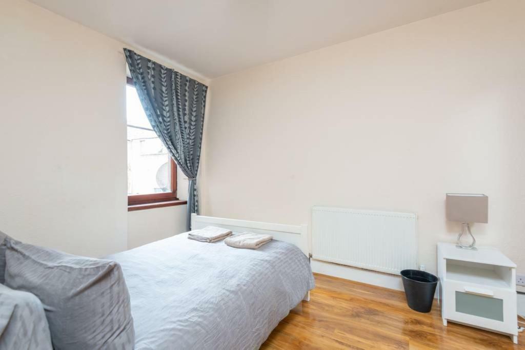 Ness Central Apartment - Greig Street Inverness Buitenkant foto